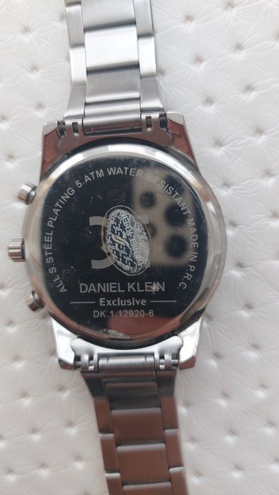 Продам часы наручные