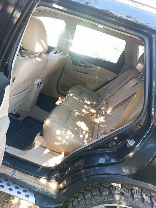 Nissan xtrail.   2017 4x4 schimb