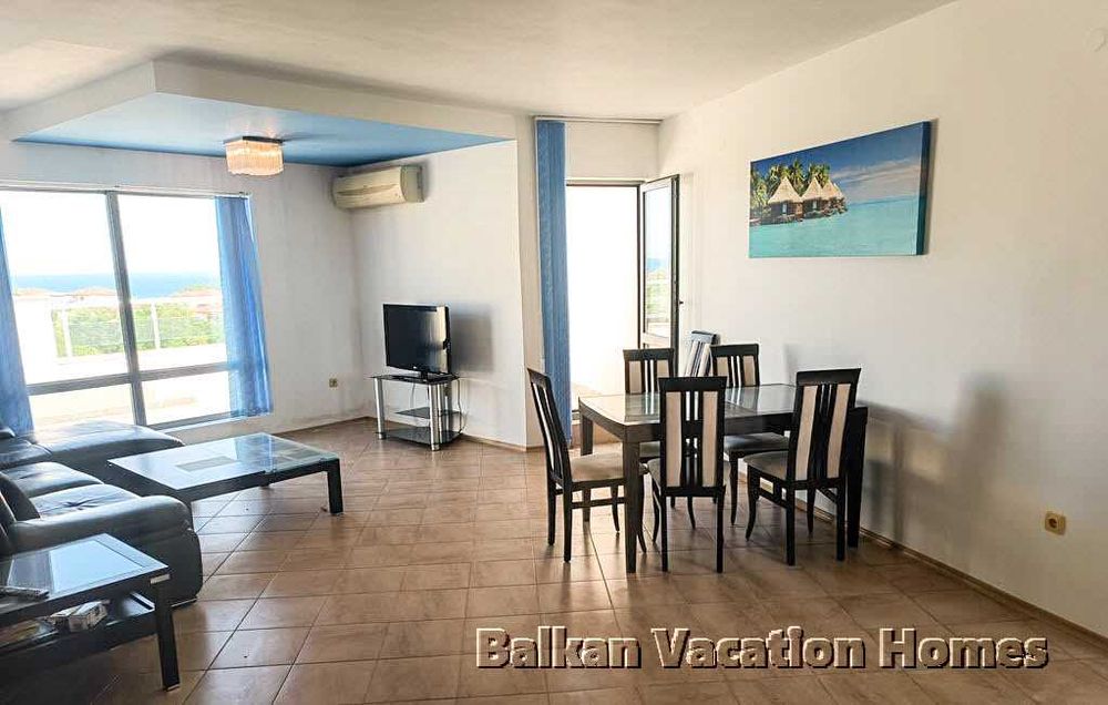 Четиристаен апартамент с панорамна тераса – Бяла