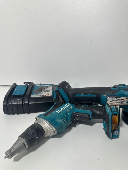 Makita Set Profesional 18V LXT – Flex DGA504 + Autofiletanta DFS452 + 2 Acumulatori + Incarcator