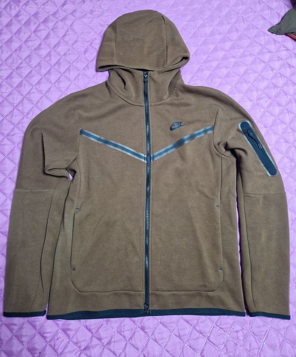Nike tech fleece maro
