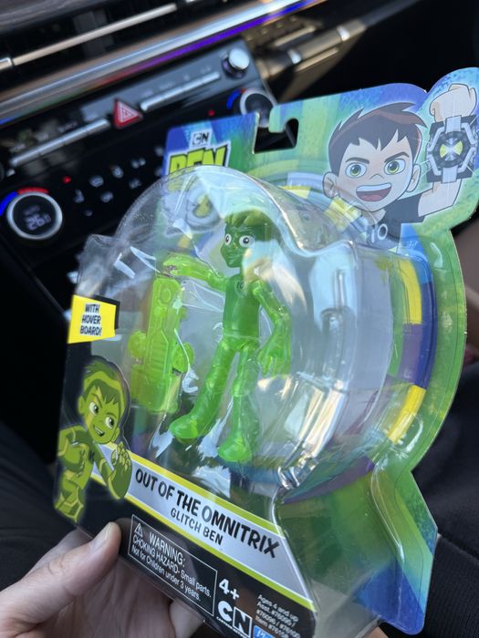 Продам новую фигурку Ben 10