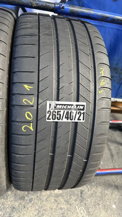 265/40/21 michelin