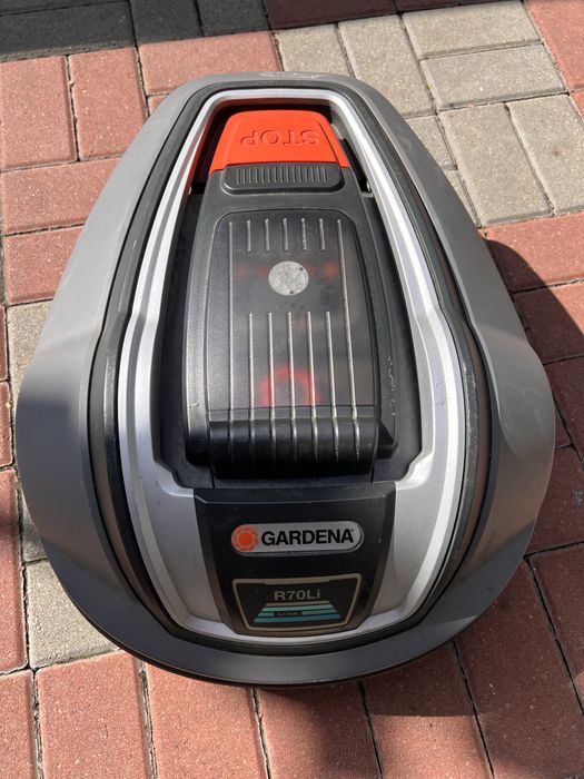 Robot tuns gazon Gardena R 70LI