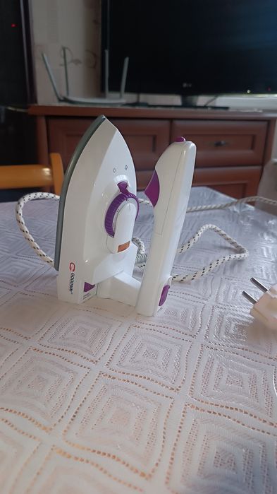 Утюг дорожный ..