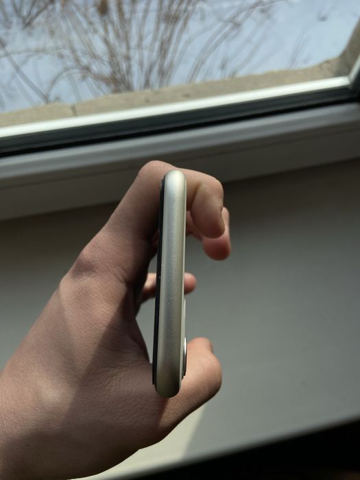 iPhone 11 с коробкой