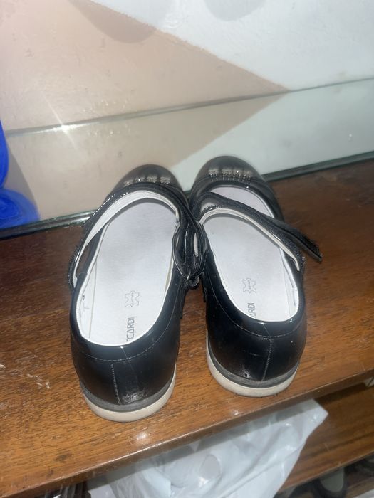 Продам деткие туфли