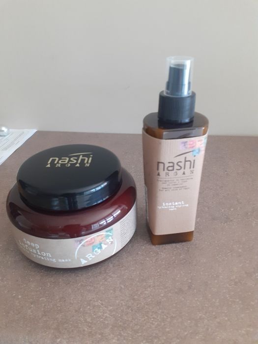 Nashi masca și instant