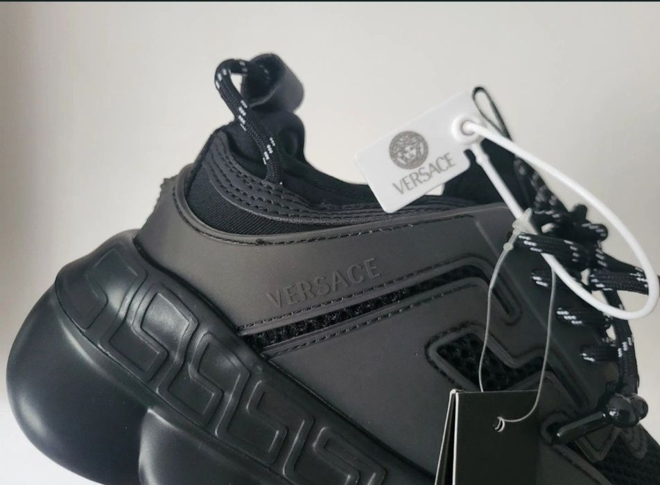 Vând adidasi Versace Chain Reaction