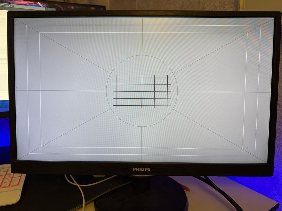 Монитор Philips 24 Full HD (IPS) Хорошее состояние