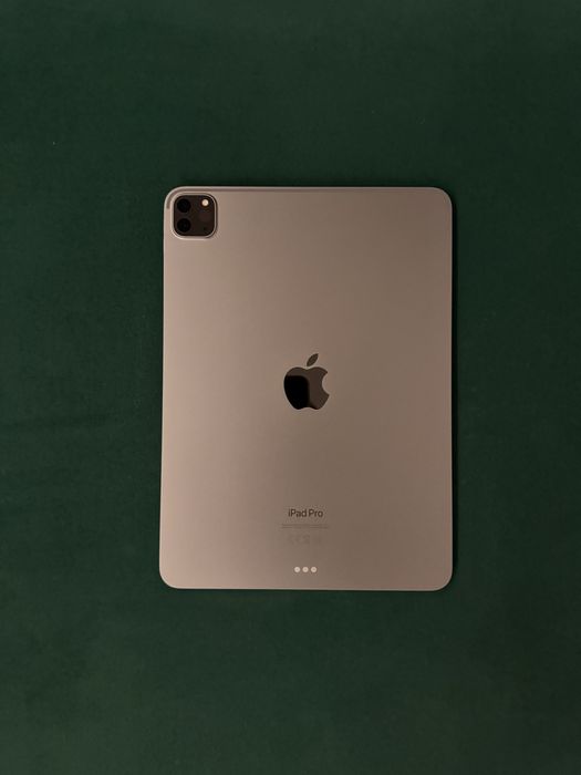 Pachet Complet iPad Pro 11” + Apple Pencil – Stare Perfectă