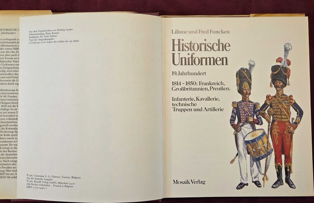 Униформи на 19ти и 20ти век - 2 енциклопедии