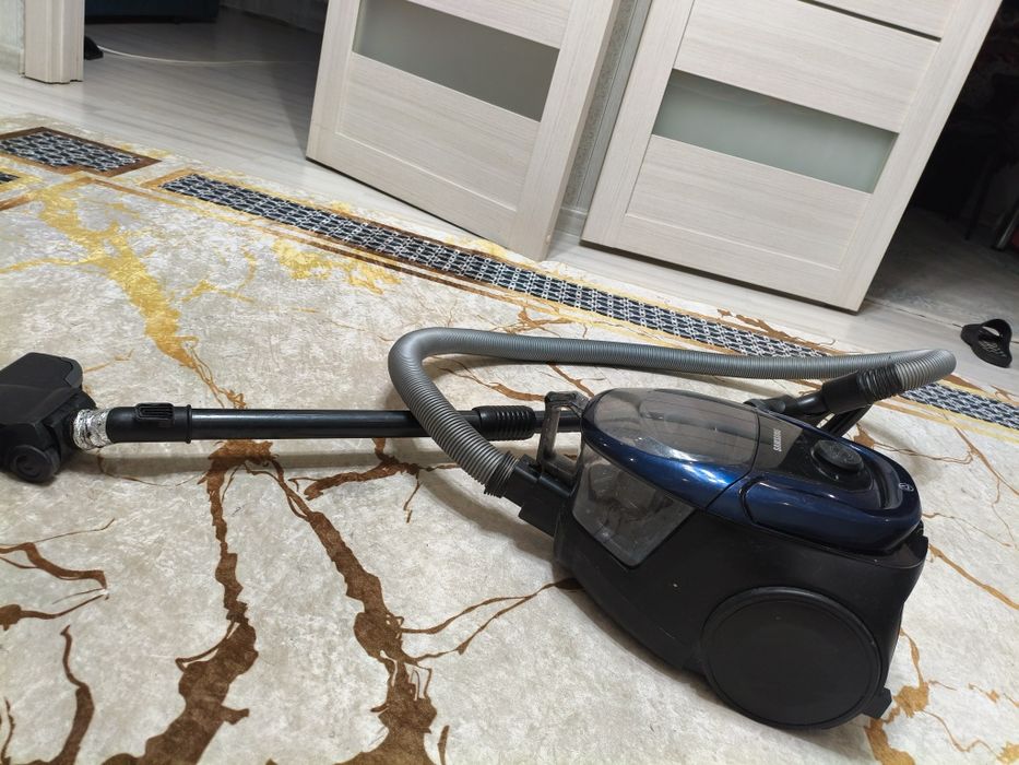 Пылесос Самсунг в хорошем состоянии