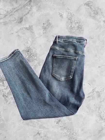 Нови дамски макси дънки -размер 37