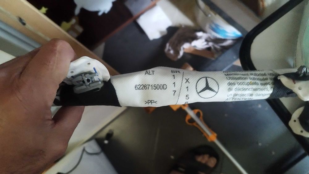 Mercedes GLA класа - оригинален еърбег тип „завеса“ (Curtain Airbag) 2015-2019