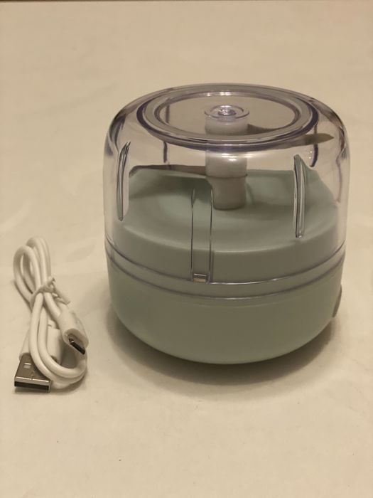 Компактный блендер