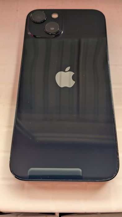 Vând iPhone 13 128 gb