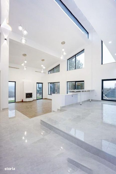 BARN HOUSE 4 camere  - deosebit Hlincea - Teren 1500 mp - beci - fire