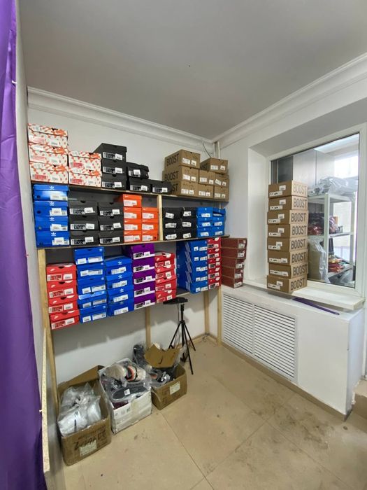 Кроссовки / Вещи ниже себестоимости