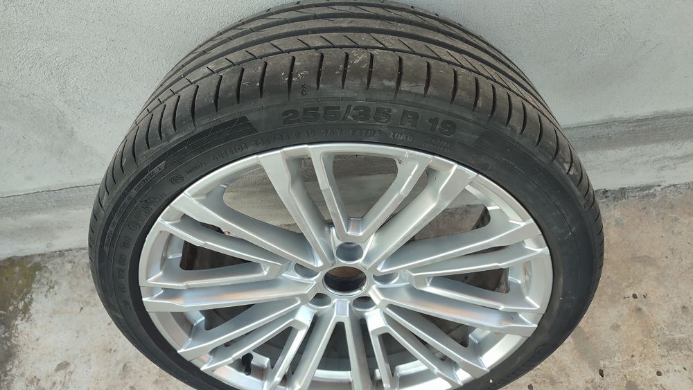 Roata Janta R19 și Anvelopa Continental 255 35 R19