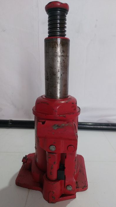 cric hidraulic 12t Volvo