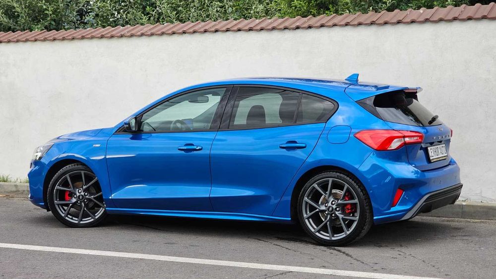 FORD Focus 2020 — imagine 5