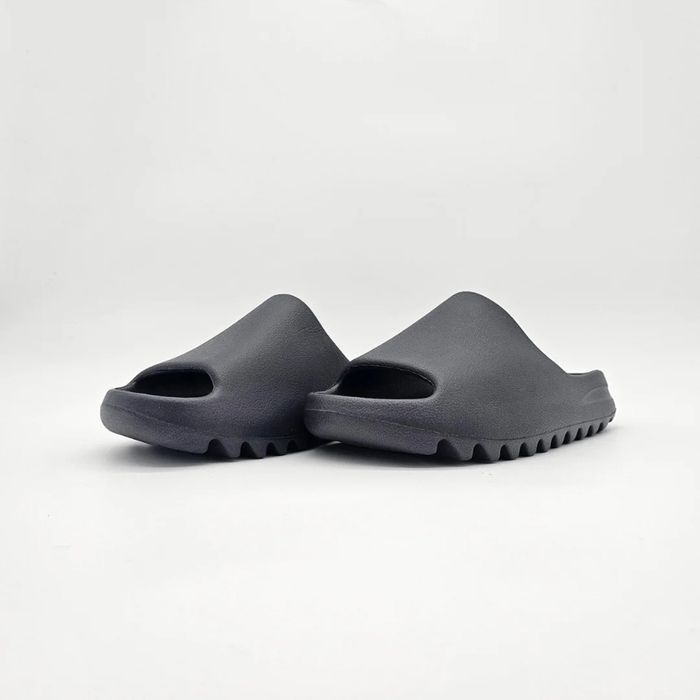 Adidas Yeezy Slide