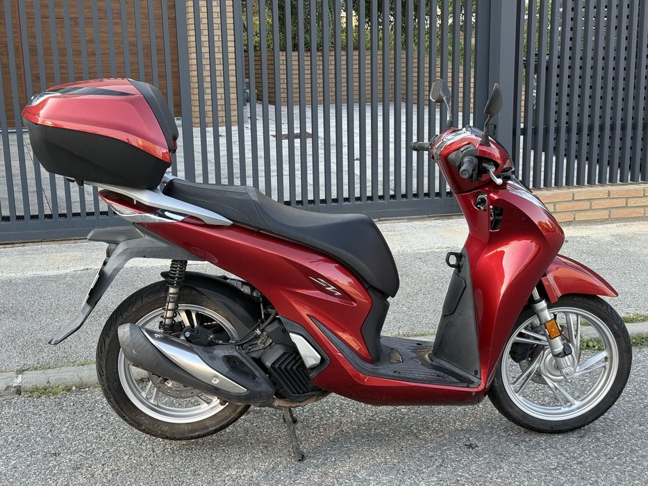 Honda SH  125 ABS fata-spate