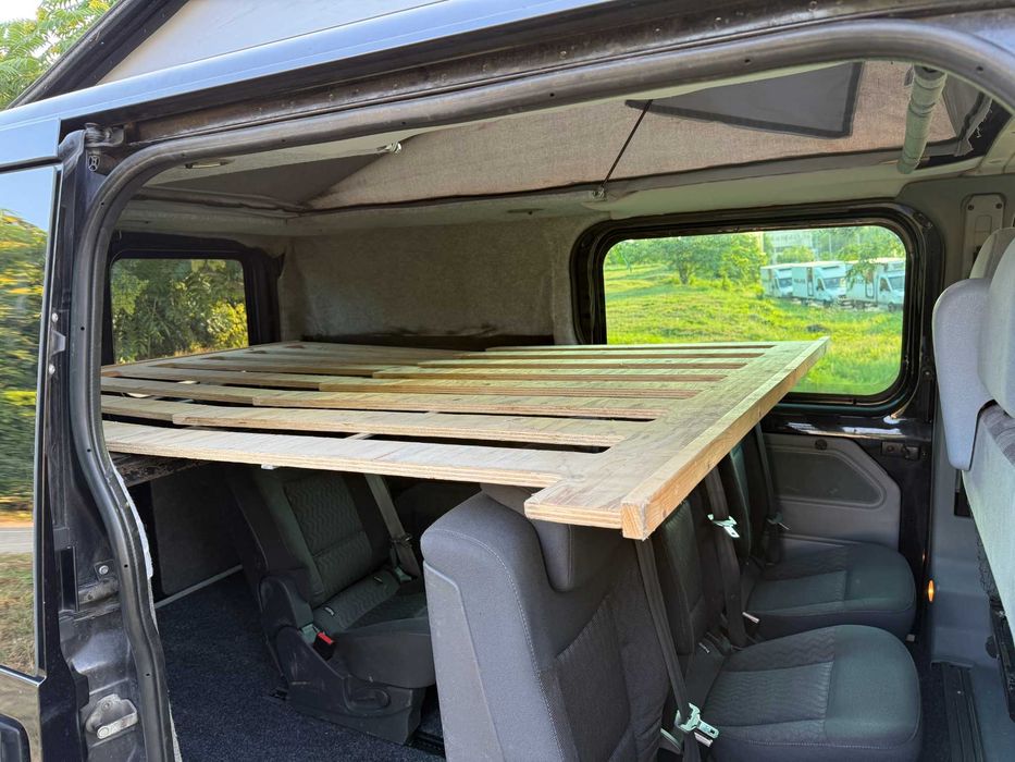 Кемпер  Ford TRANSIT 2.2TDI клима 7места