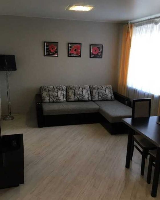 Дава се под наем Двустаен апартамент в Пловдив, Въстанически - 65 кв.м за 214.2 € - Снимка #1