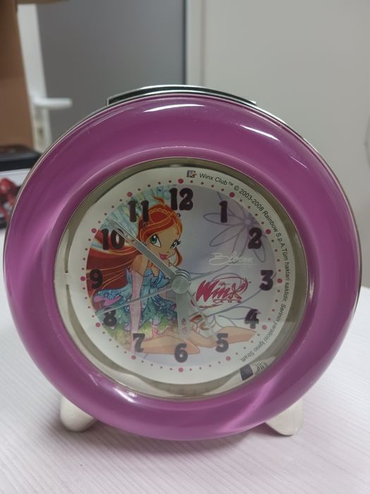 Часовници на Принцесите и Уйнкс  за 15 лева