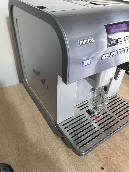 espressor cafea automat PHILIPS HD 5730