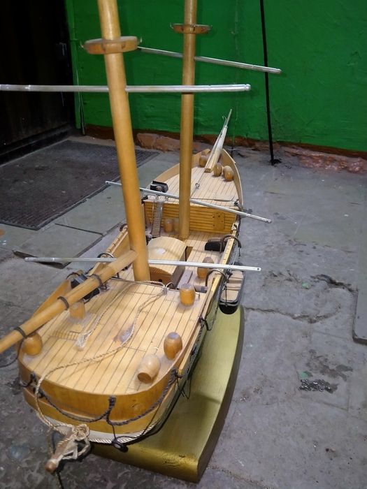 Корабль парусник