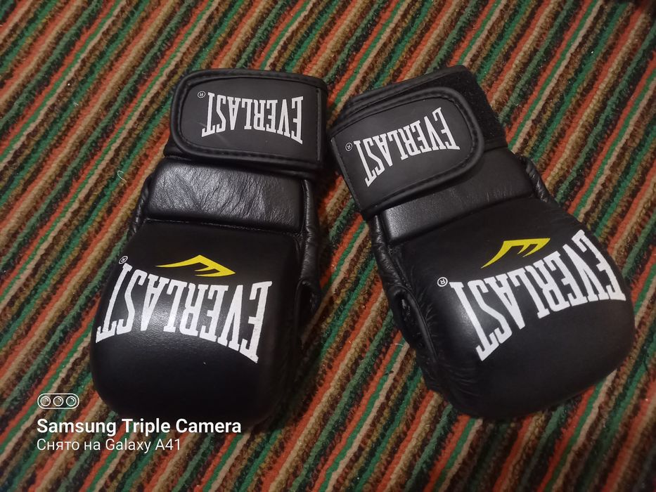 Боксёрский перчатки