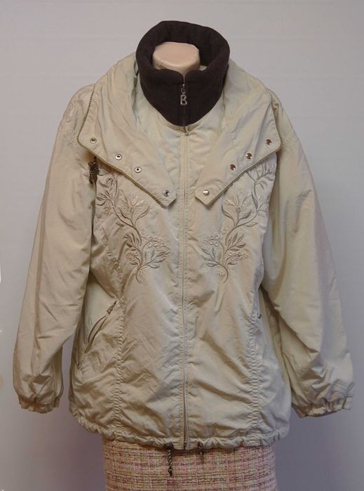 Jachet vintage BOGNER bej cu broderie marimea 40