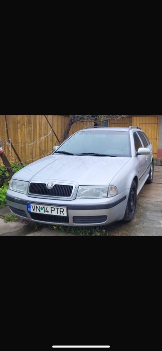 Mașină, Skoda Octavia 1 tour 1.6 benzină