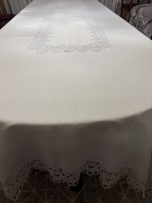 Продам скатерть размер 4 метра