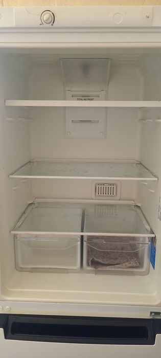 Холодильник в отличном состояний