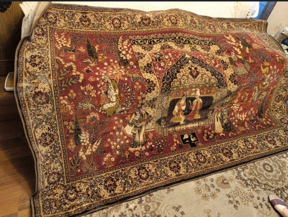 Жаккардовый шерстяной ковер  — отличное состояние!