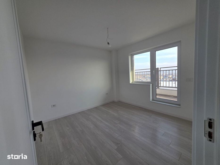 Apartament 3 camere - Etaj 3, 2bai - Str. Soarelui, Păcurari — fotografia 3