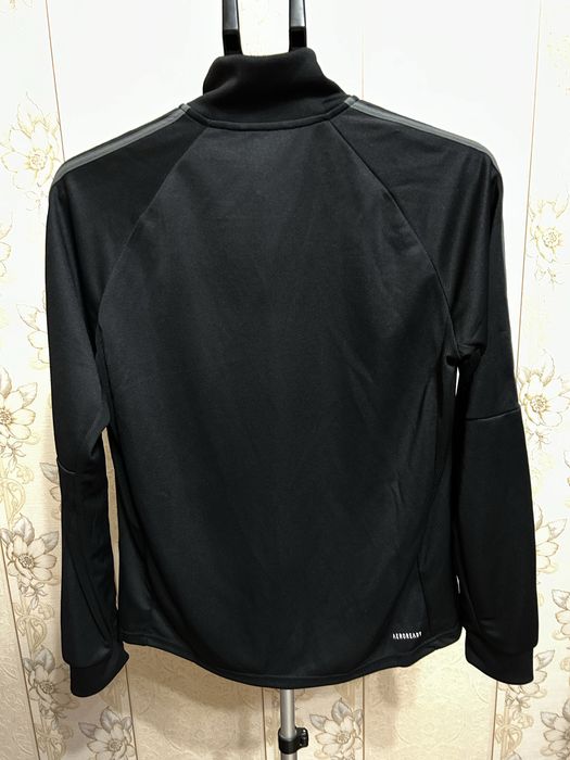 Фирменый спортивный костюм Adidas