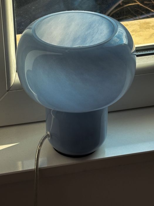 Лампа тип син мрамор