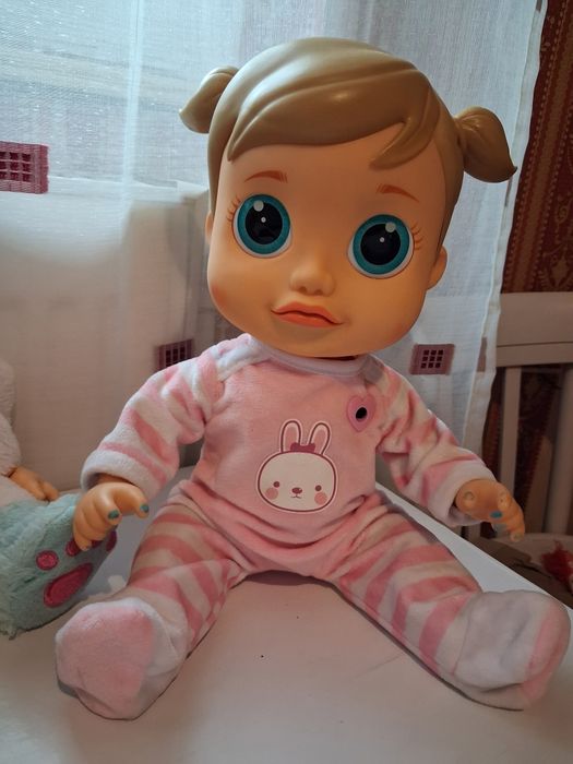 Păpuși interactive