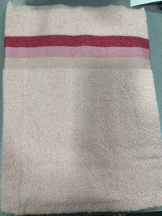 Разпродажба на памучни хавлиени кърпи за баня