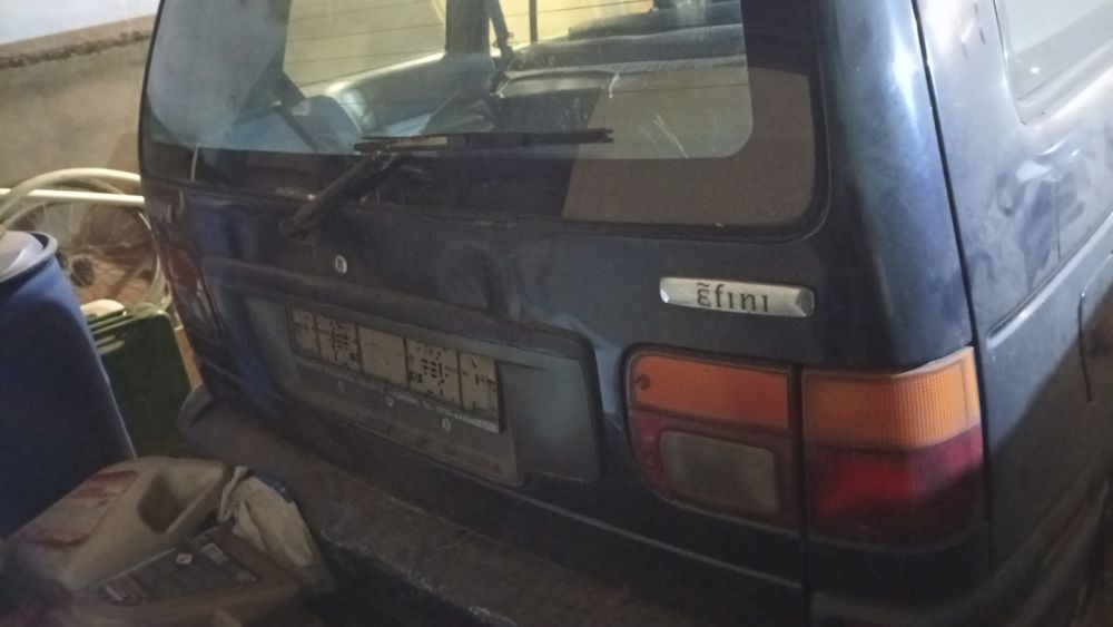 Продам  Мазда мпв.