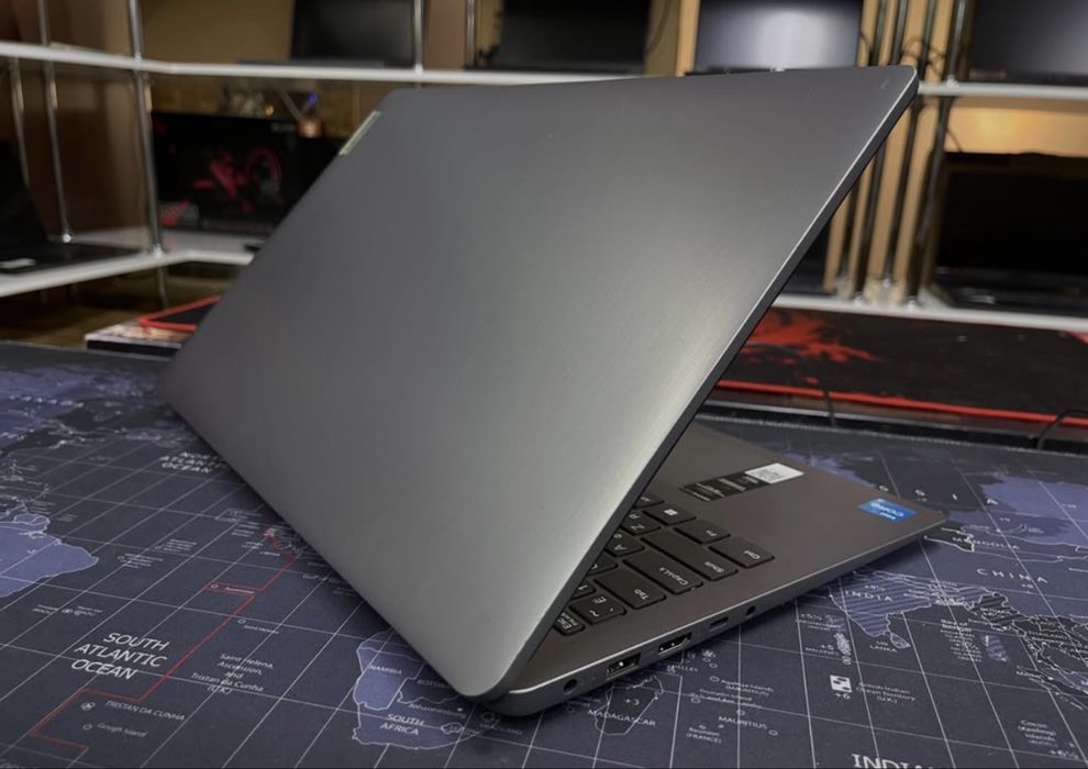 Ноутбук Lenovo IdeaPad 3 Core i3-1215U/8GB/SSD256GB