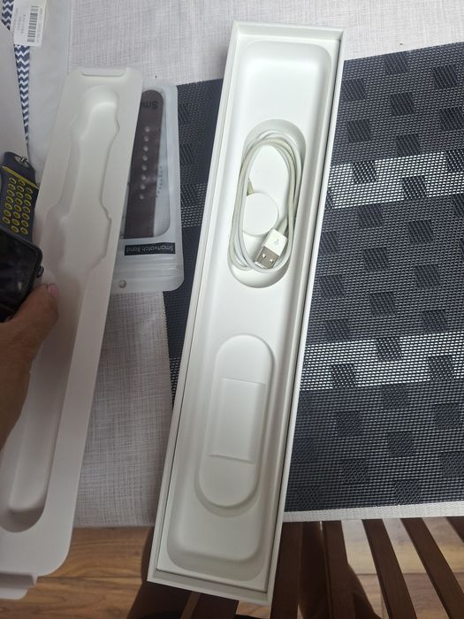 Часовник  Apple Watch Series 3