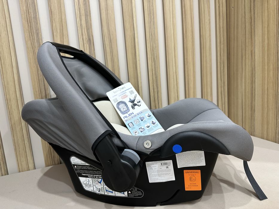 Продам детское автокресло 0+