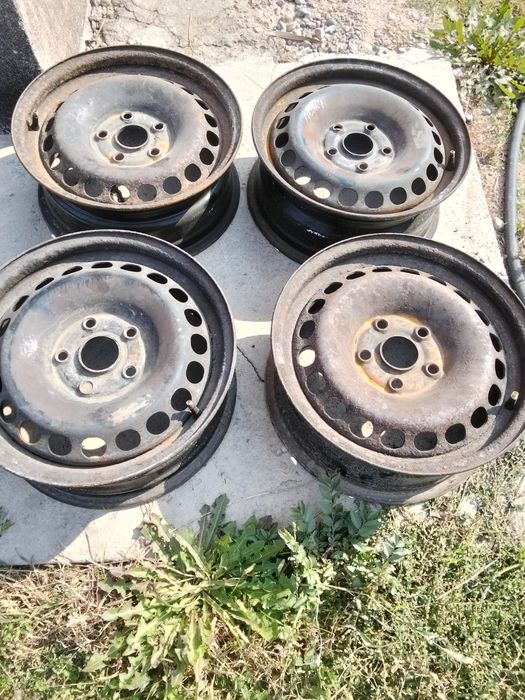 Штампы от Ауди 100