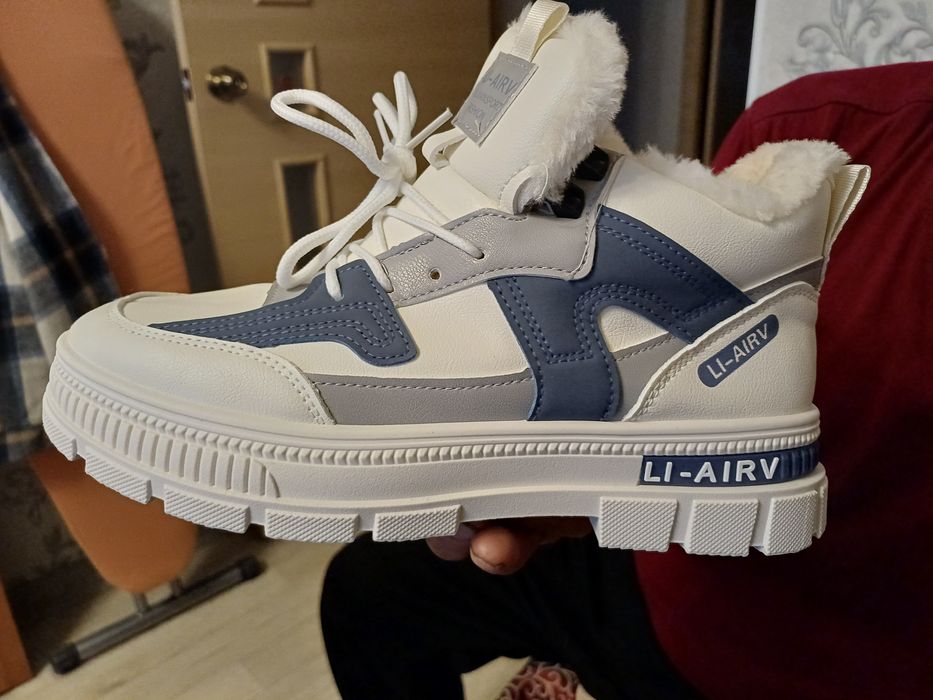 Зимние кросовки Li-Airv